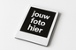 Een fotomagneet met als "foto" de tekst "jouw foto hier"