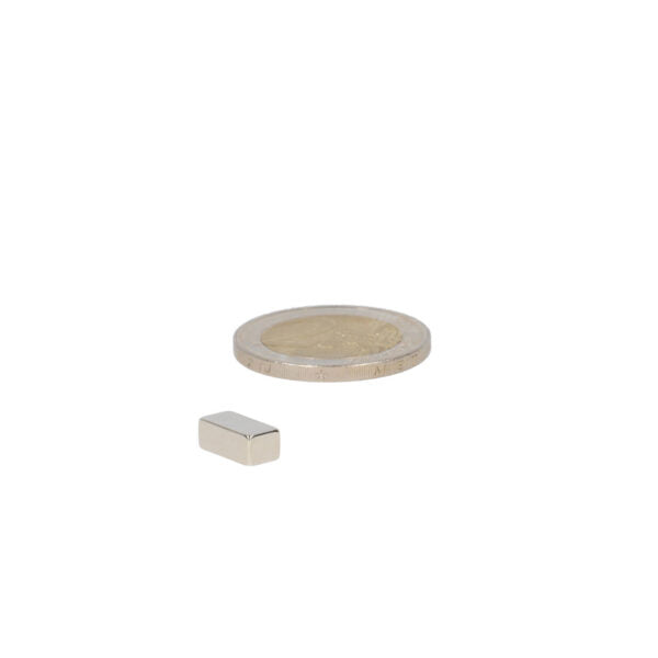Zilverkleurige neodymium blokmagneet 10x5x4 mm n50 krachtige magneet met sterke aantrekkingskracht