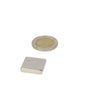 Zilverkleurige hoogwaardige neodymium blokmagneet 20x20x5 mm n45 met rechthoekige vorm en krachtige aantrekkingskracht