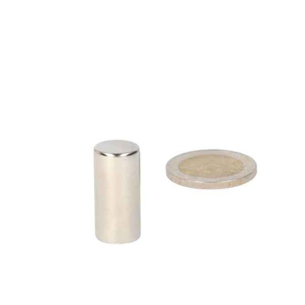 Zilveren cilindrische neodymium staafmagneet n45 12×25 mm met krachtige aantrekkingskracht en glad oppervlak