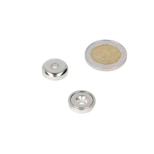Twee zilveren potmagneten 16 x 5 mm met boor- verzinkgat en sterke magnetische grip