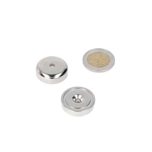 Drie zilverkleurige neodymium potmagneten 25 x 8 x 4,2 mm met boorgat die sterke magnetische kracht biedt