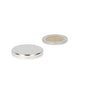 Zilverkleurige schijfmagneet 30 x 4 mm met een glad, reflecterend oppervlak van neodymium magneetmateriaal