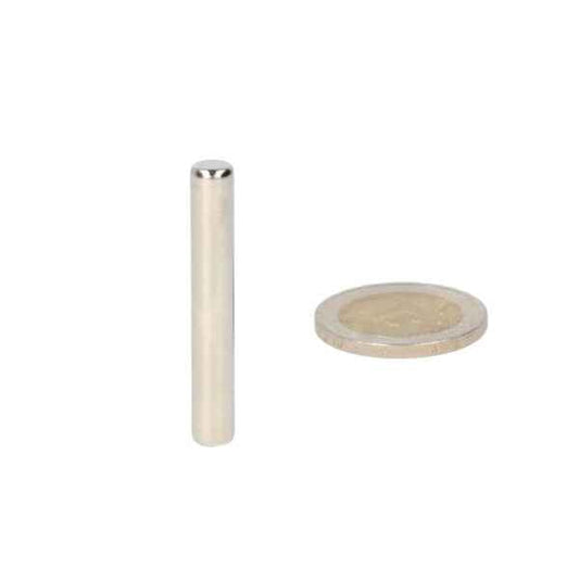 Hoogwaardige neodymium magneet staafmagneet 6 x 40 mm zilver cylindrisch naast munt voor schaal